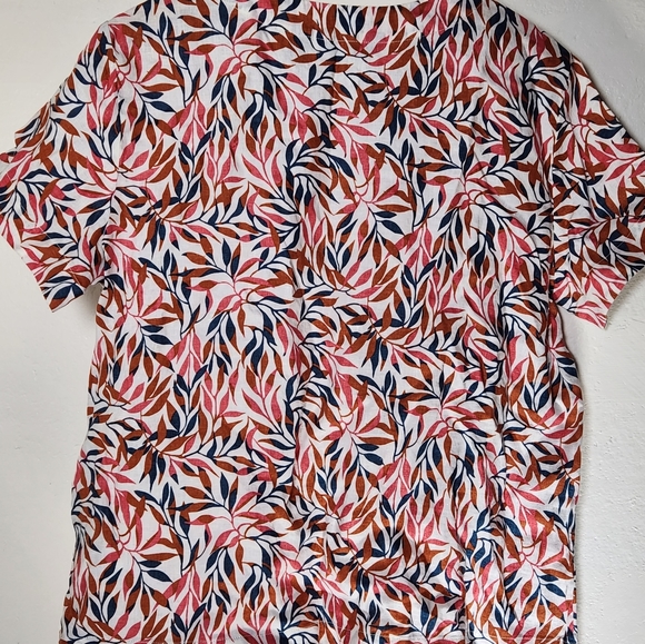 Lands' End  Top Women's 100% Linen Shirt Tee Short Sleeve Crewneck size Medium - Picture 2 of 4